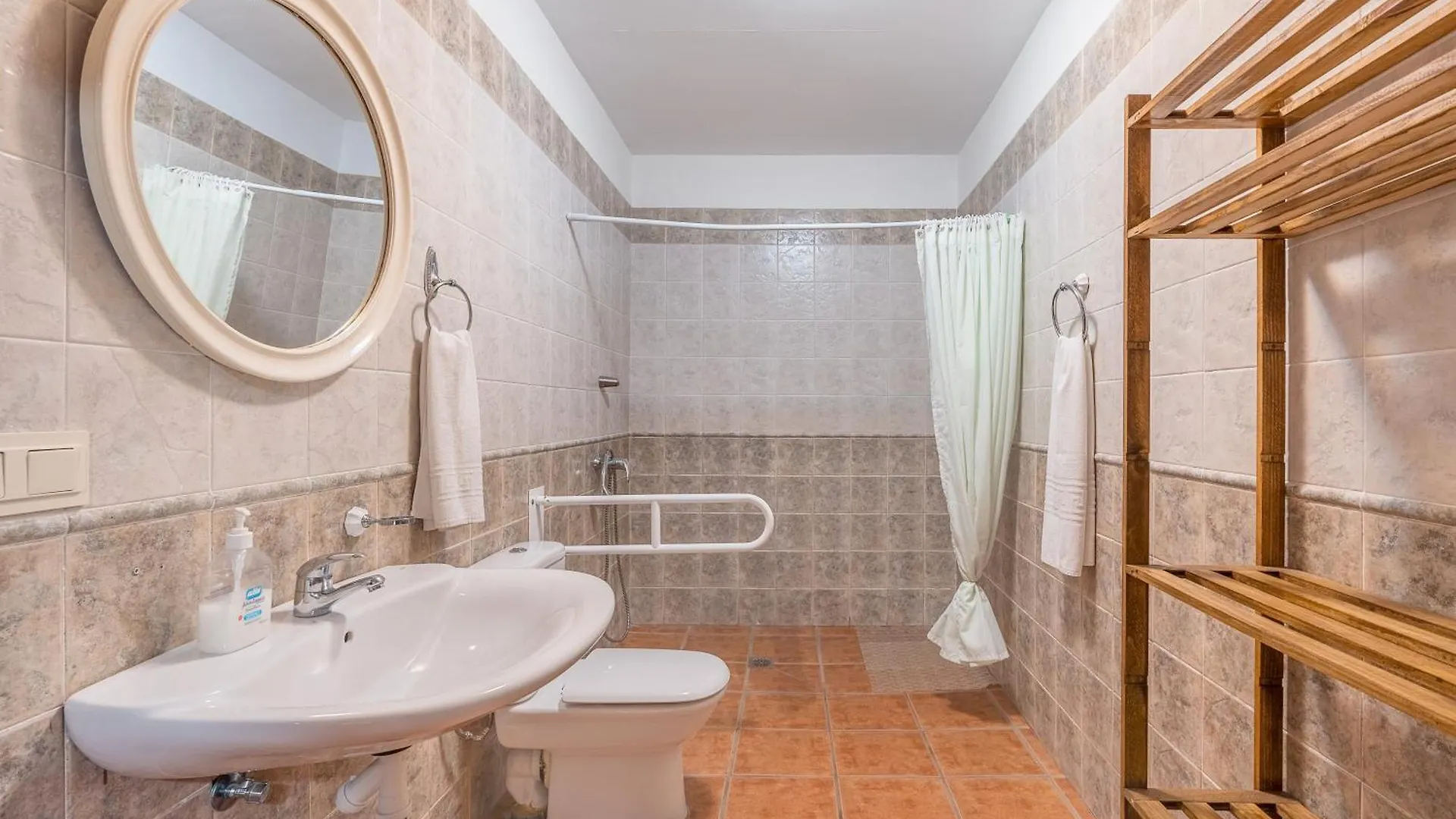 Apartamentos Haza La Moraleda 2 Y A Guejar Sierra